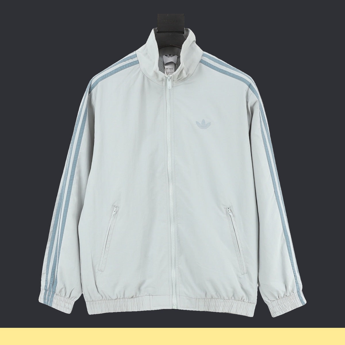 Chamarra adidas adicolor Gris, foto 1 de 8