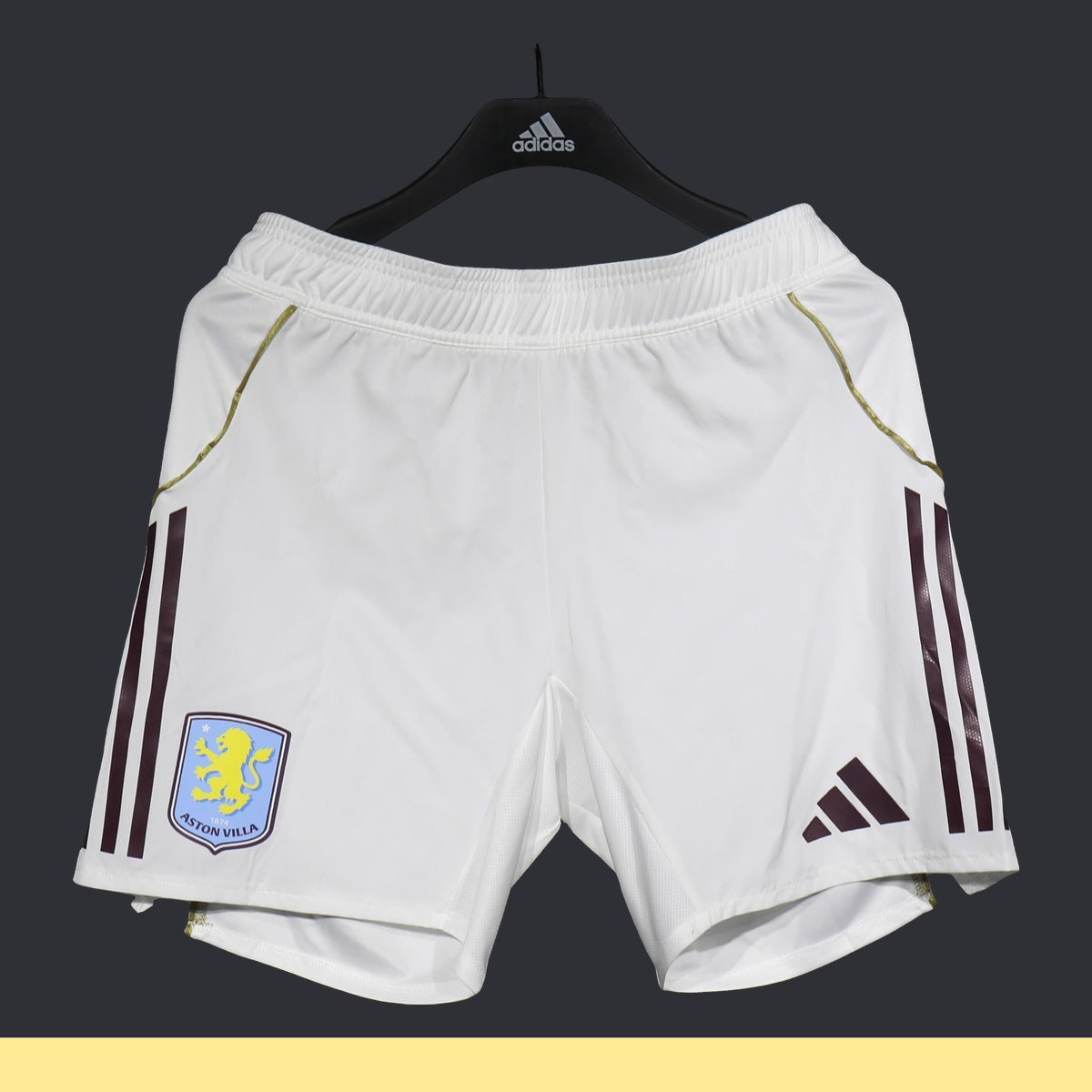 Short Aston Villa adidas 2025 Local blanco, foto 1 de 6