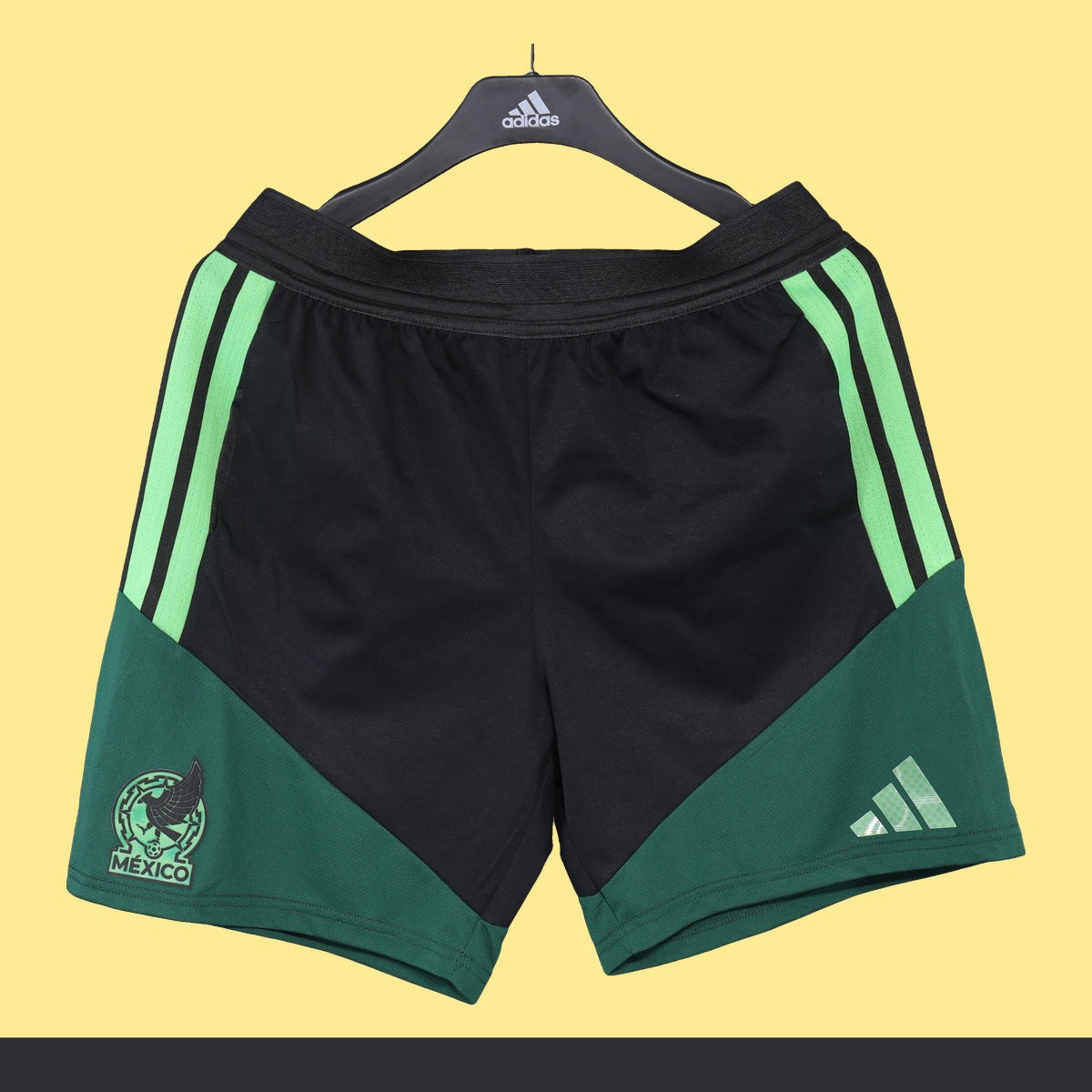 Short de Entrenamiento México adidas 2026 Negro, foto 1 de 4