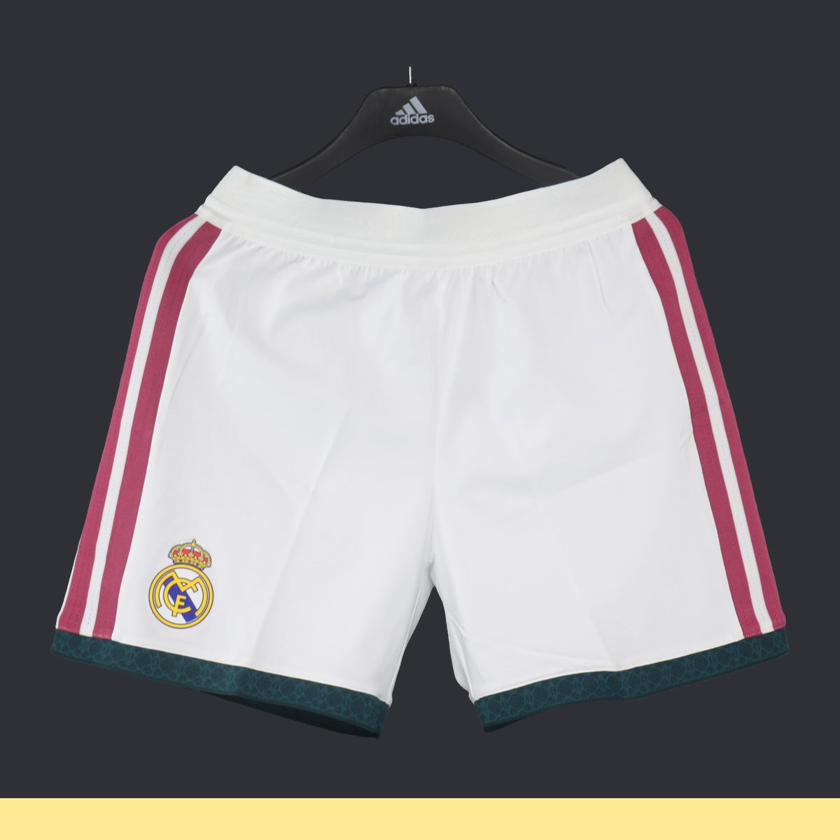 Short Real Madrid adidas 2026 Local blanco, foto 1 de 7