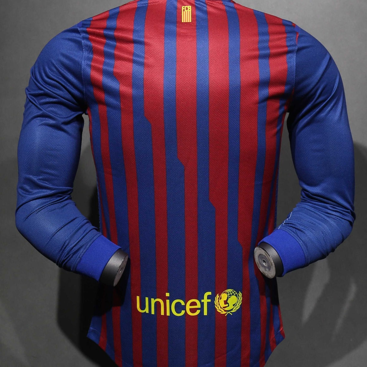 Jersey FC Barcelona 2011-12 Local rojo, foto 2 de 9