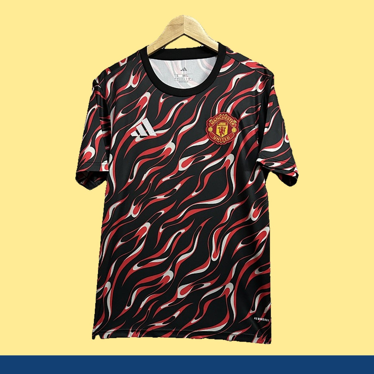 Playera de Entrenamiento Manchester United adidas 2025 Negra negro, foto 1 de 5