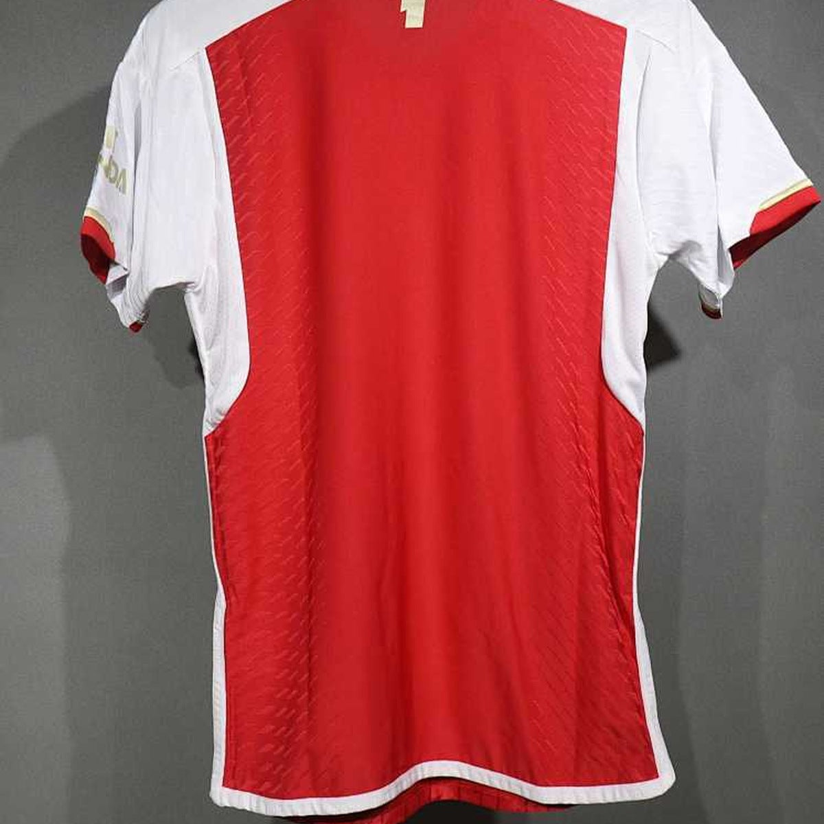 Jersey Arsenal 2023-24 Local rojo, foto 2 de 6