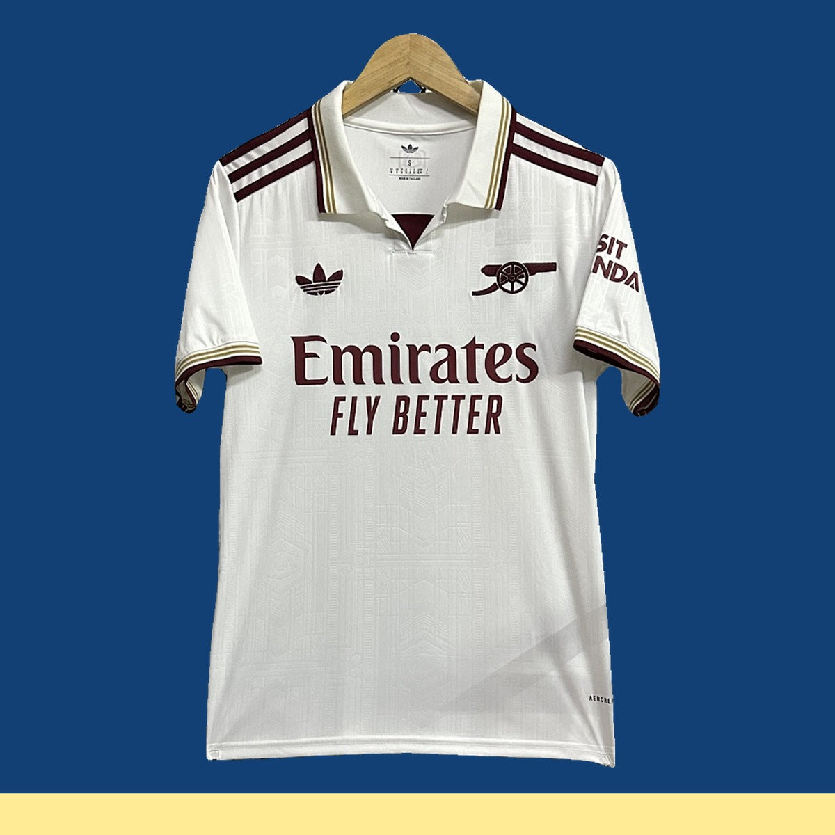 Jersey Arsenal 2025-26 Tercero blanco, foto 1 de 8