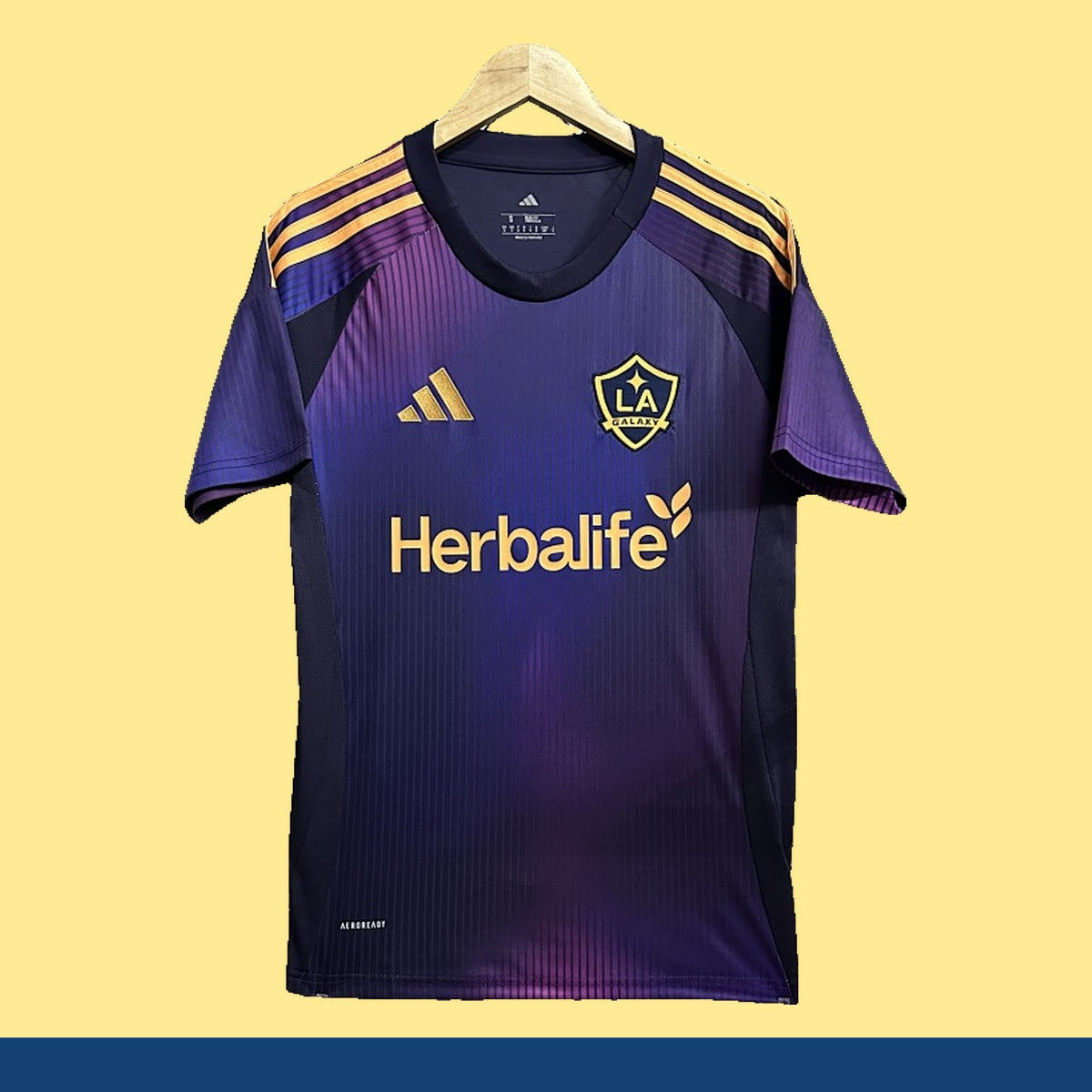 Jersey LA Galaxy 2025-26 Visitante morado, foto 1 de 7