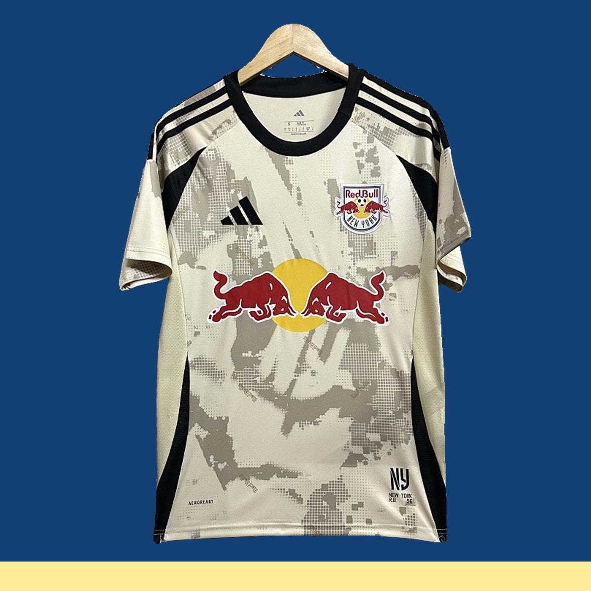 Jersey New York Red Bulls 2025-26 Visitante beige, foto 1 de 6