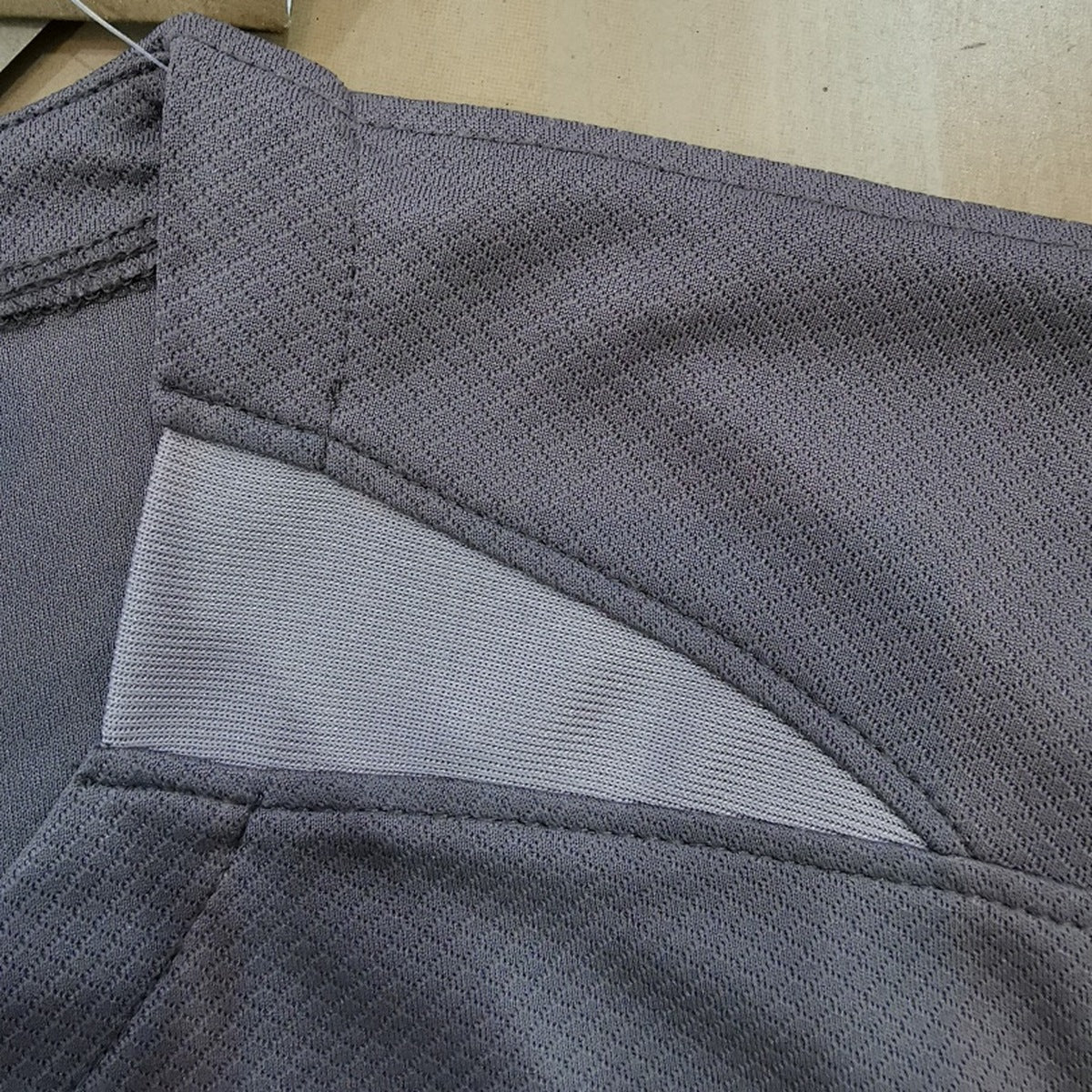 Jersey Tottenham 2023-24 Tercero beige, foto 3 de 7
