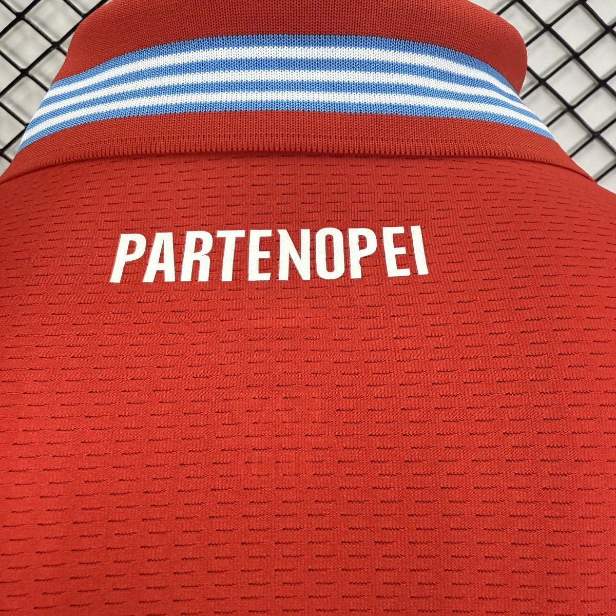 Jersey Napoli 2026-27 Tercero rojo, foto 2 de 9