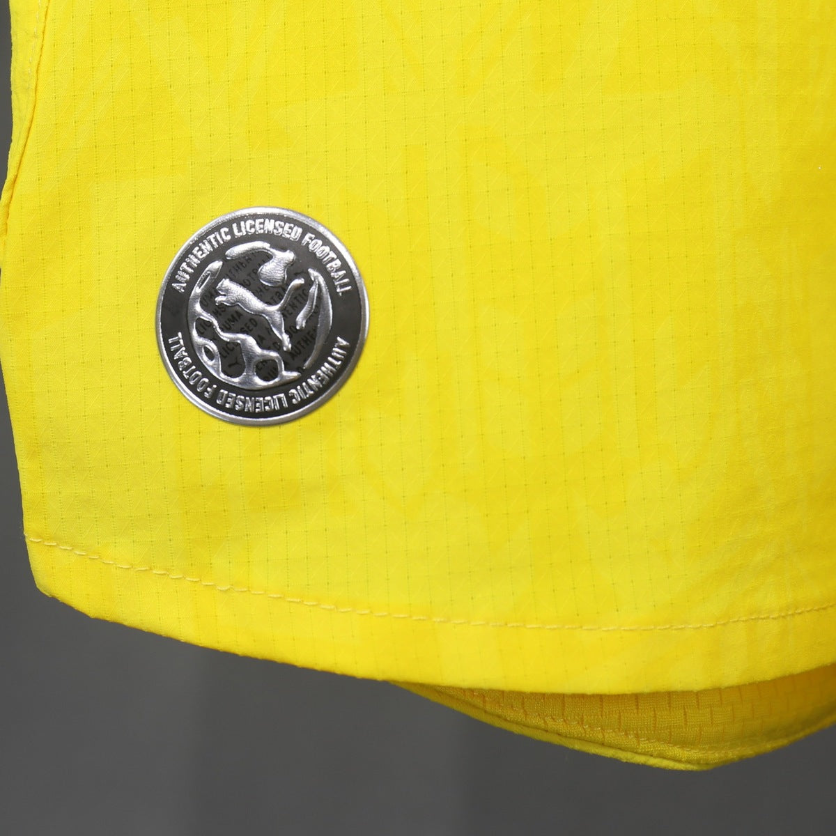 Jersey Borussia Dortmund 2026-27 Local amarillo, foto 3 de 6