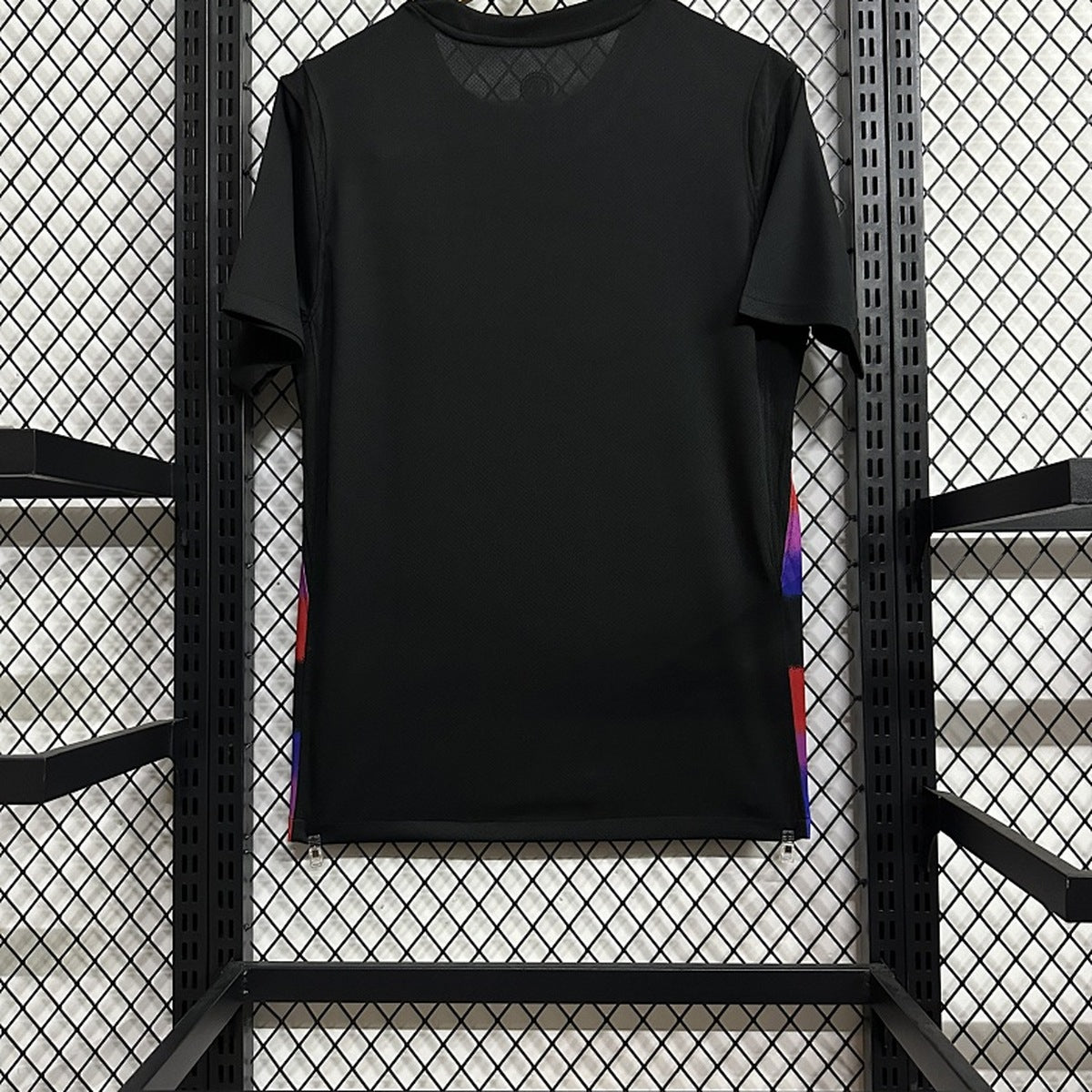 Jersey Inglaterra 2025 Visitante negro, foto 2 de 6