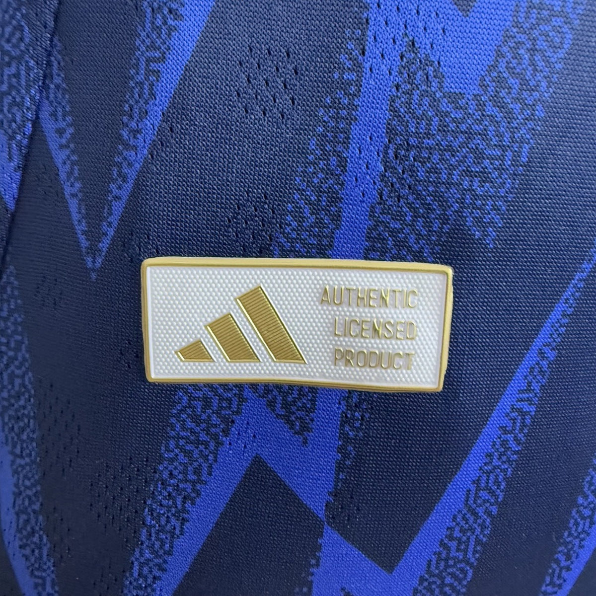 Jersey Arsenal 2025-26 Visitante azul, foto 3 de 9