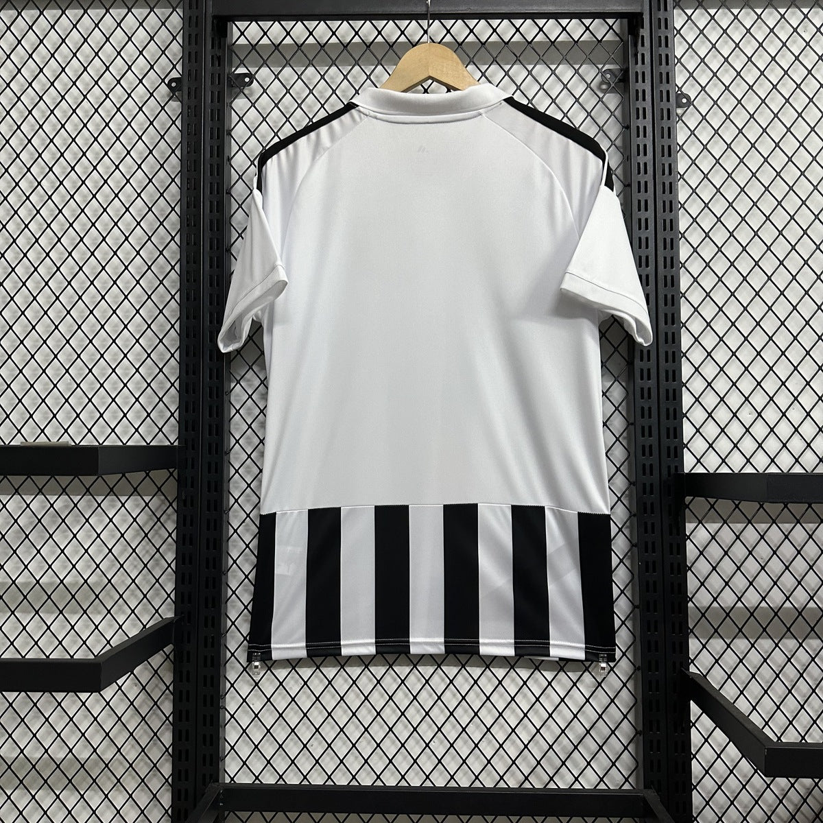 Jersey Juventus 2026-27 Local blanco, foto 2 de 7