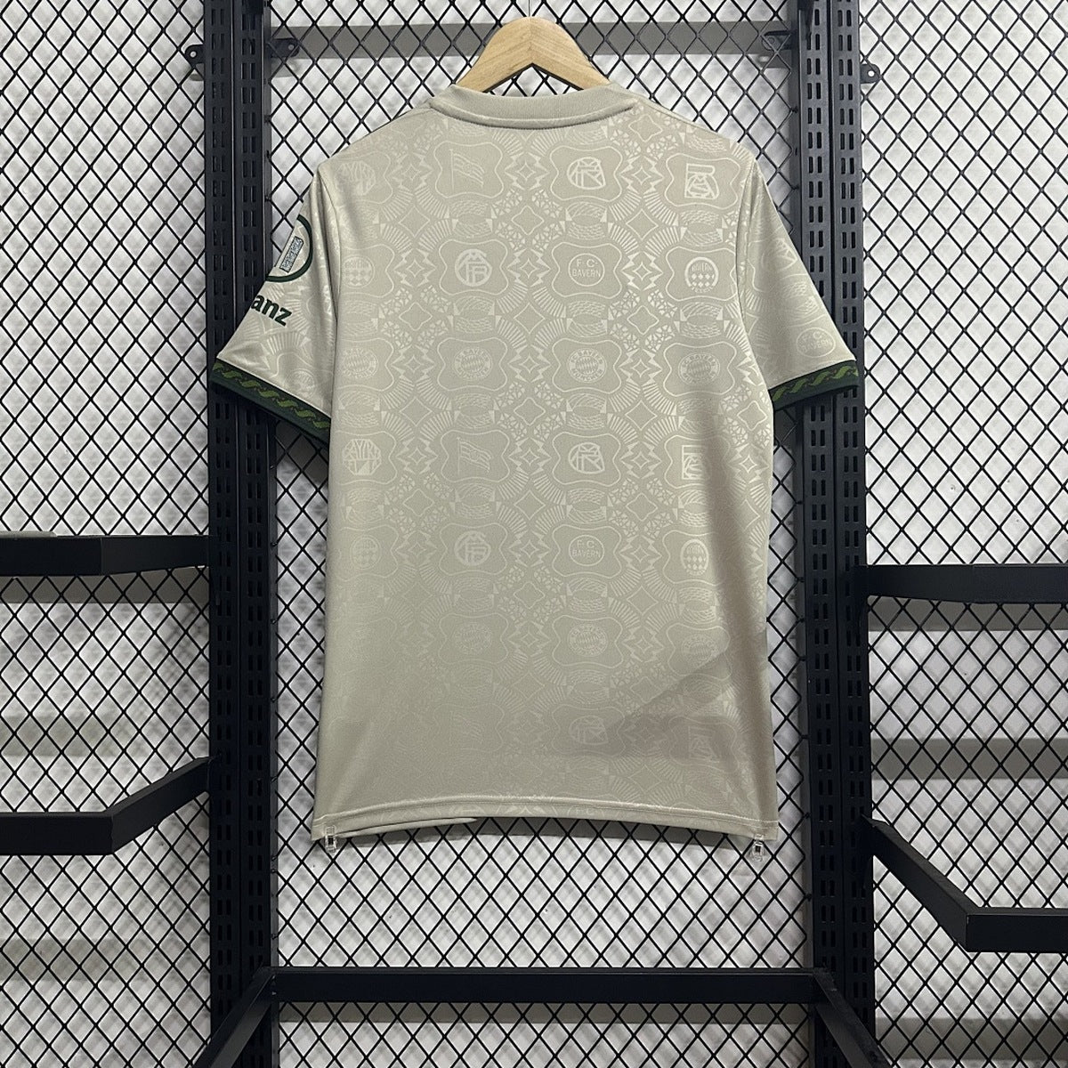 Jersey Bayern Múnich 2025-26 Local beige, foto 2 de 8