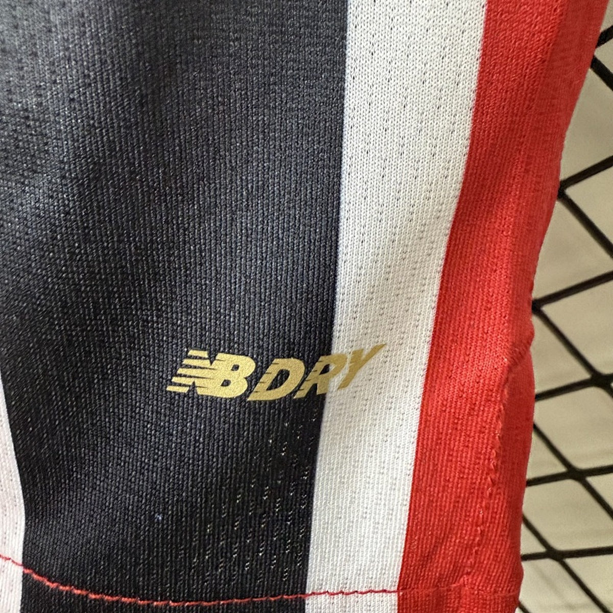 Jersey São Paulo 2025-26 Visitante rojo, foto 3 de 13