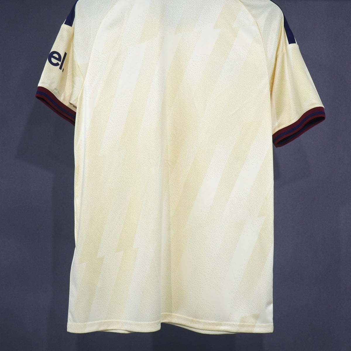 Jersey Arsenal 2026-27 Tercero amarillo, foto 2 de 4