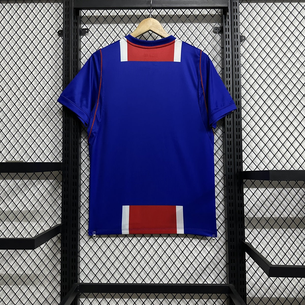 Jersey Paris Saint-Germain 2026-27 Local 2 Estrellas rojo, foto 2 de 8