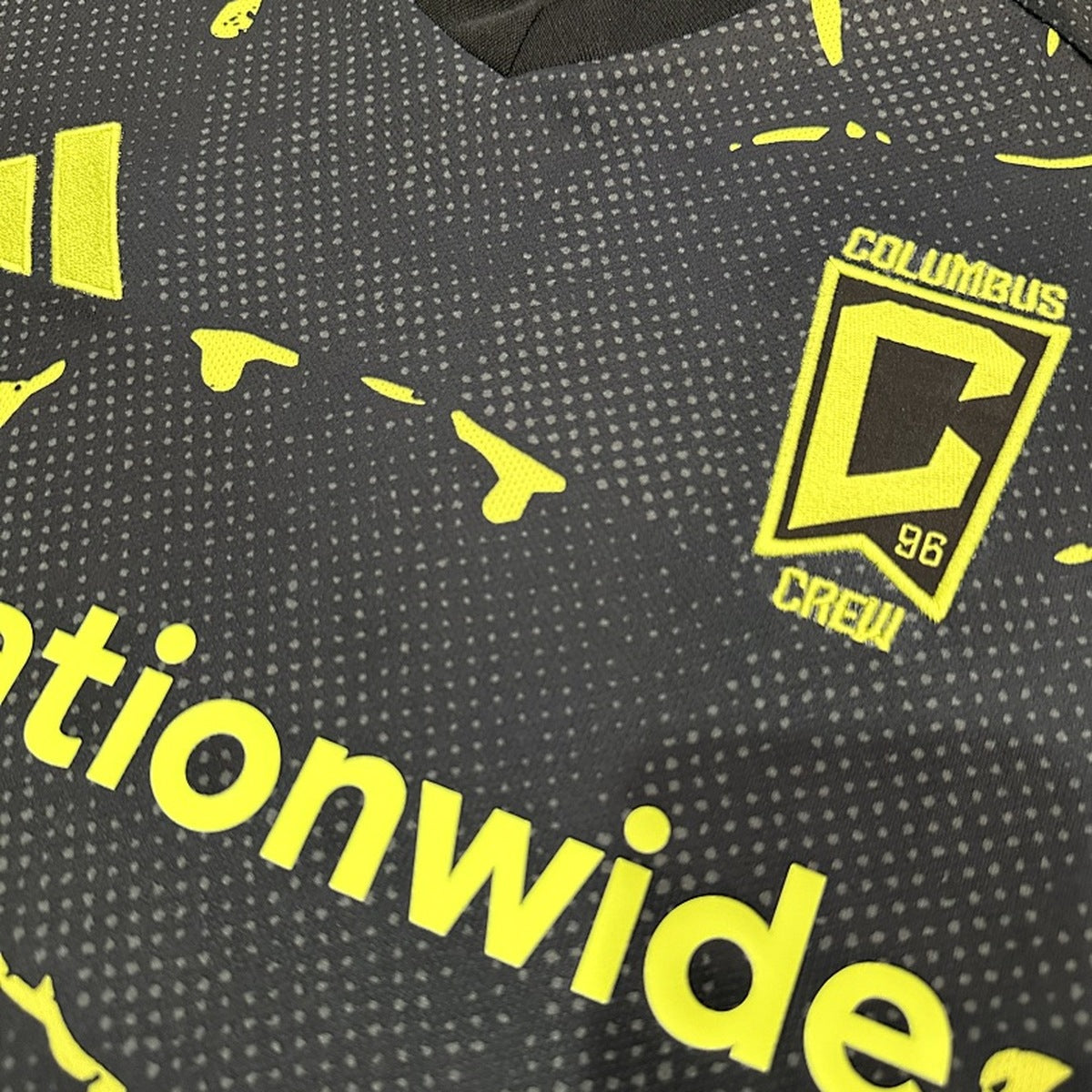 Jersey Columbus Crew 2025-26 Visitante negro, foto 3 de 7