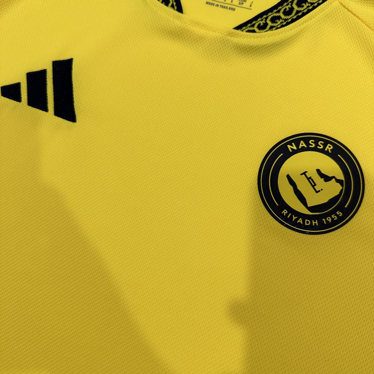 Jersey Al Nassr 2026-27 Local amarillo, foto 3 de 8