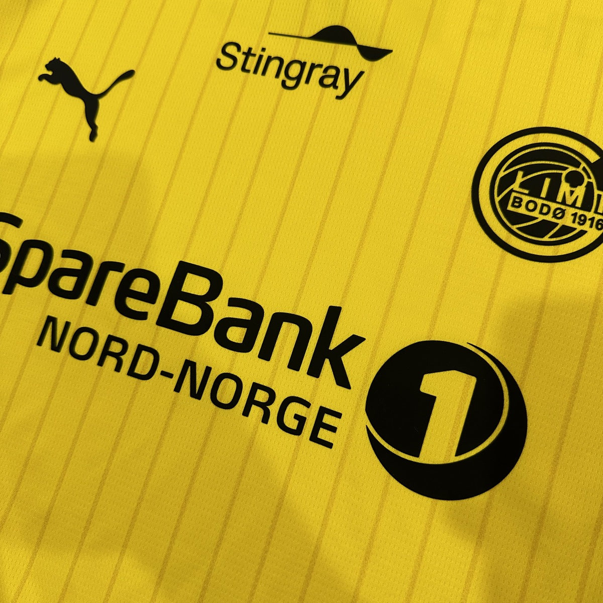 Jersey Bodø/Glimt 2026-27 Local amarillo, foto 3 de 8