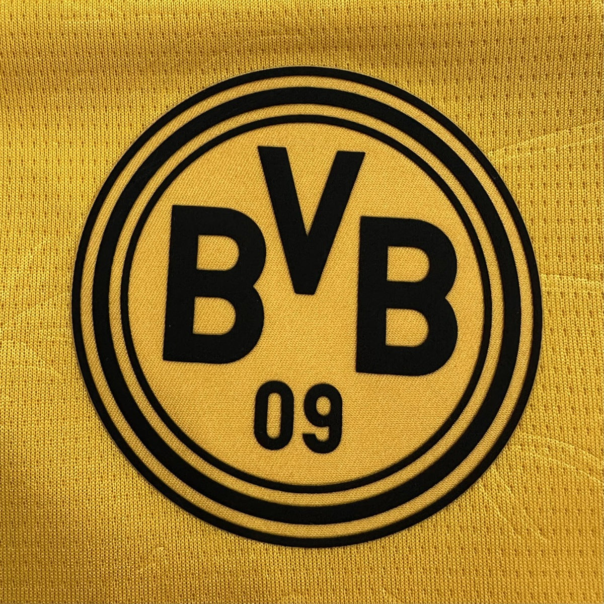 Jersey Borussia Dortmund 2025-26 Local amarillo, foto 4 de 8
