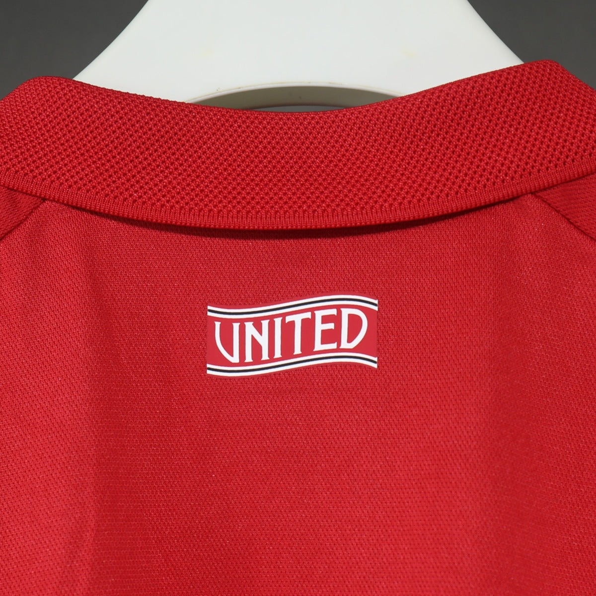 Jersey Manchester United 2026-27 Local rojo, foto 4 de 7