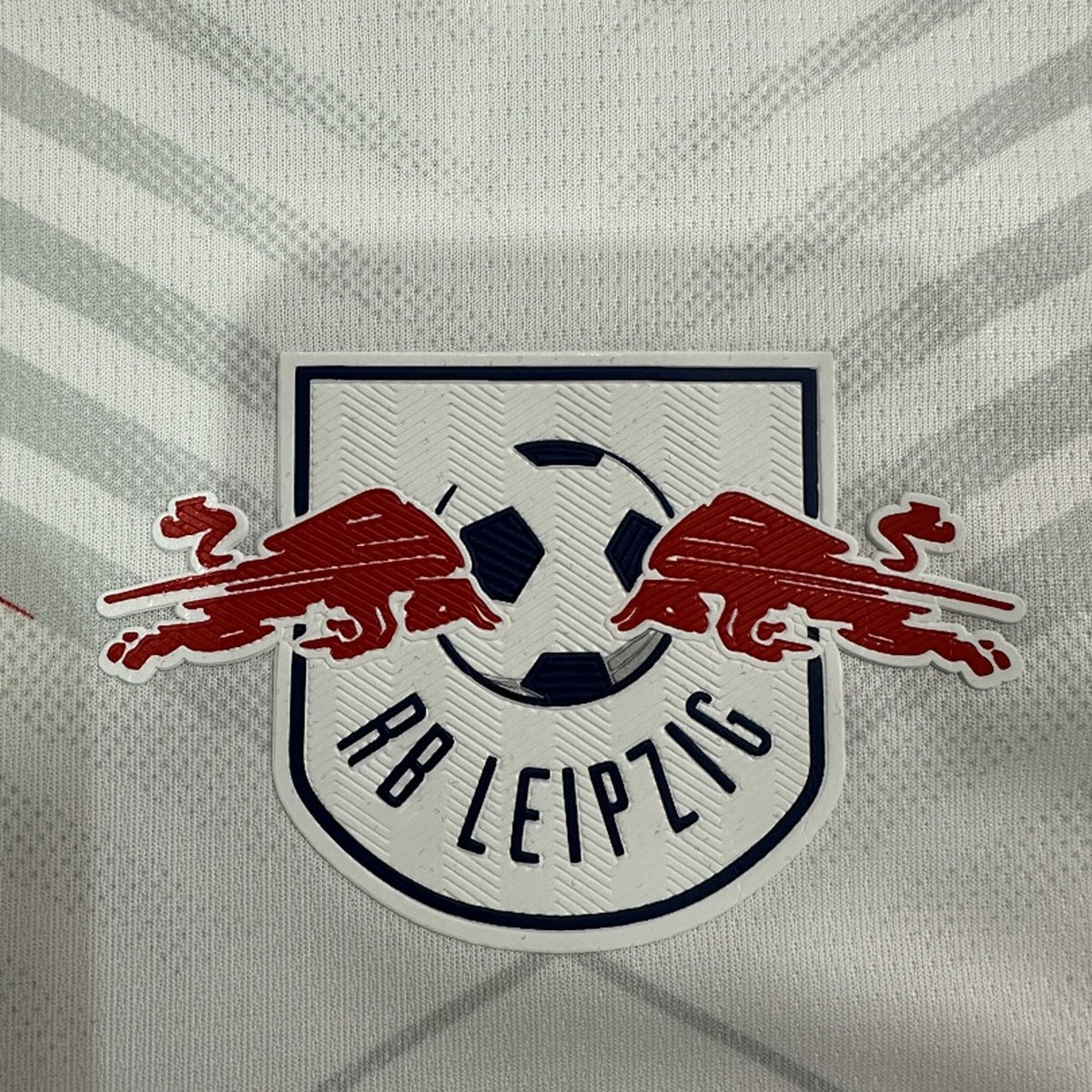 Jersey RB Leipzig 2025-26 Local blanco, foto 4 de 7