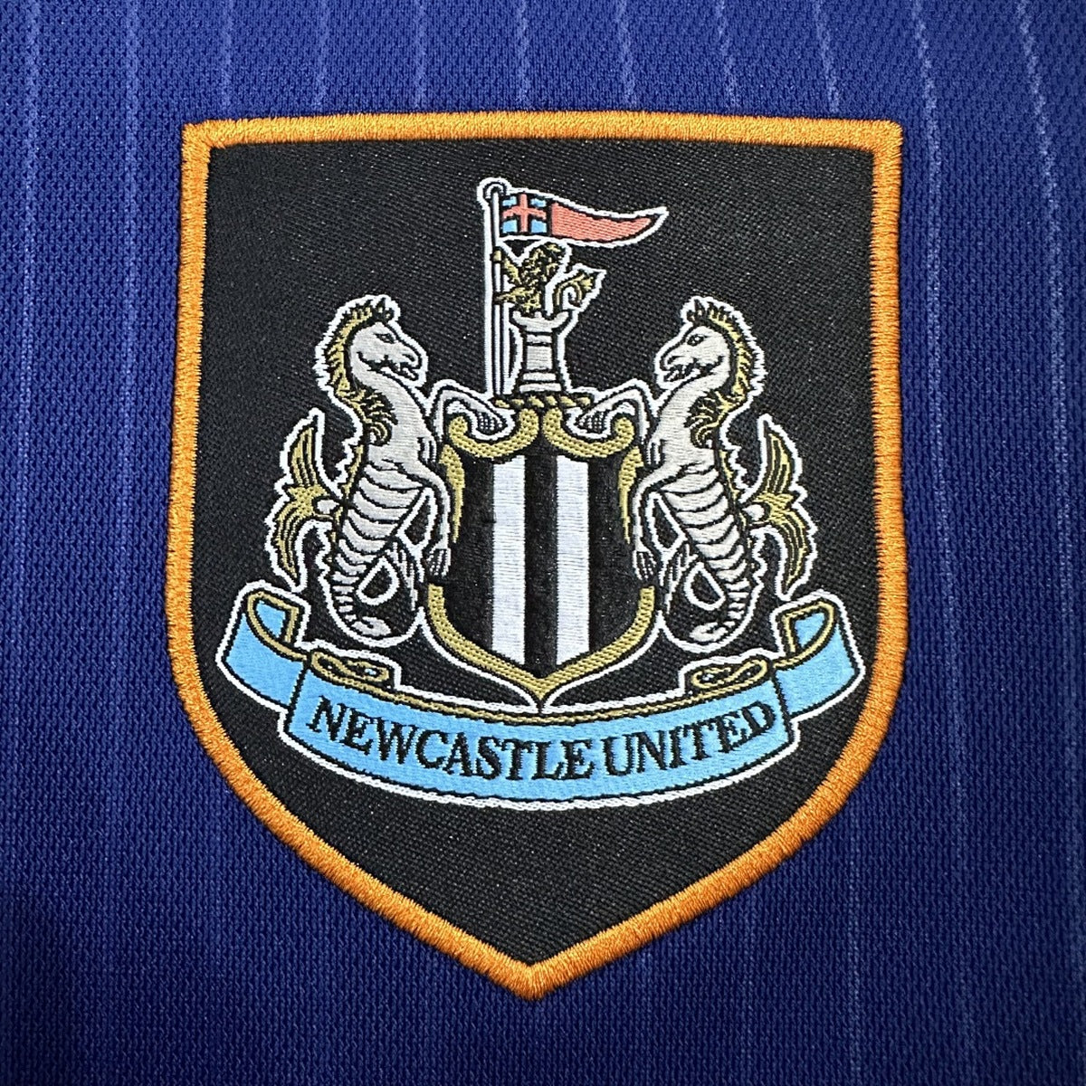 Jersey Newcastle United 2025-26 Tercero azul, foto 4 de 8