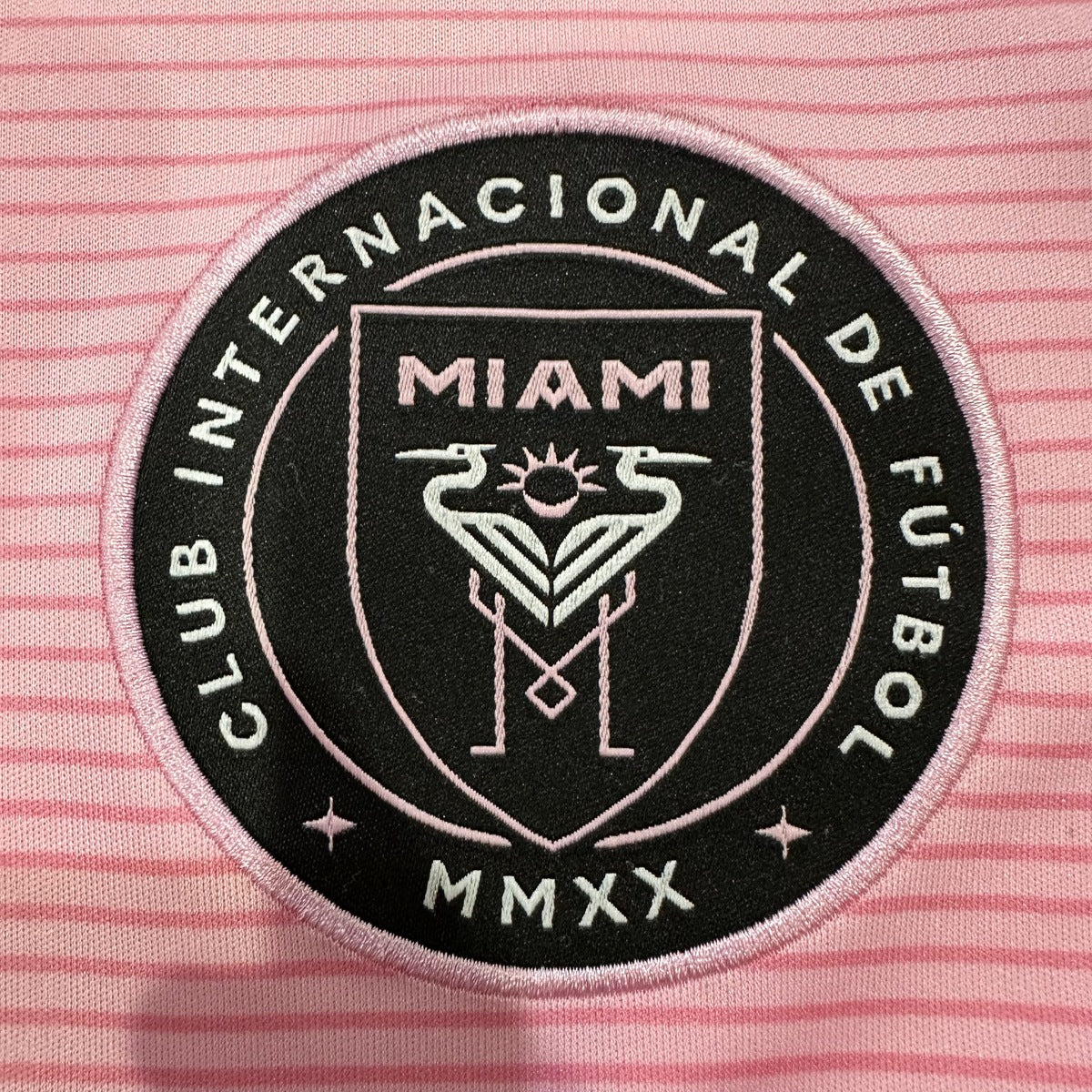 Jersey Inter Miami 2026-27 Local rosa, foto 4 de 8