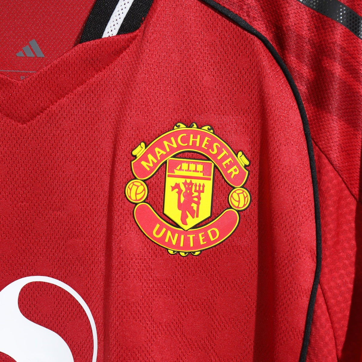 Jersey Manchester United 2025-26 Local rojo, foto 5 de 6