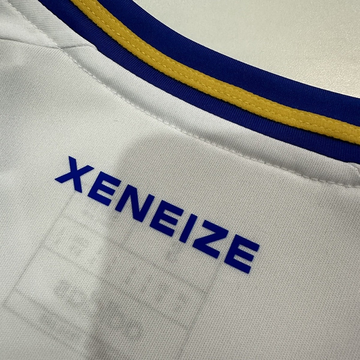 Jersey Boca Juniors 2024-25 Visitante blanco, foto 5 de 5