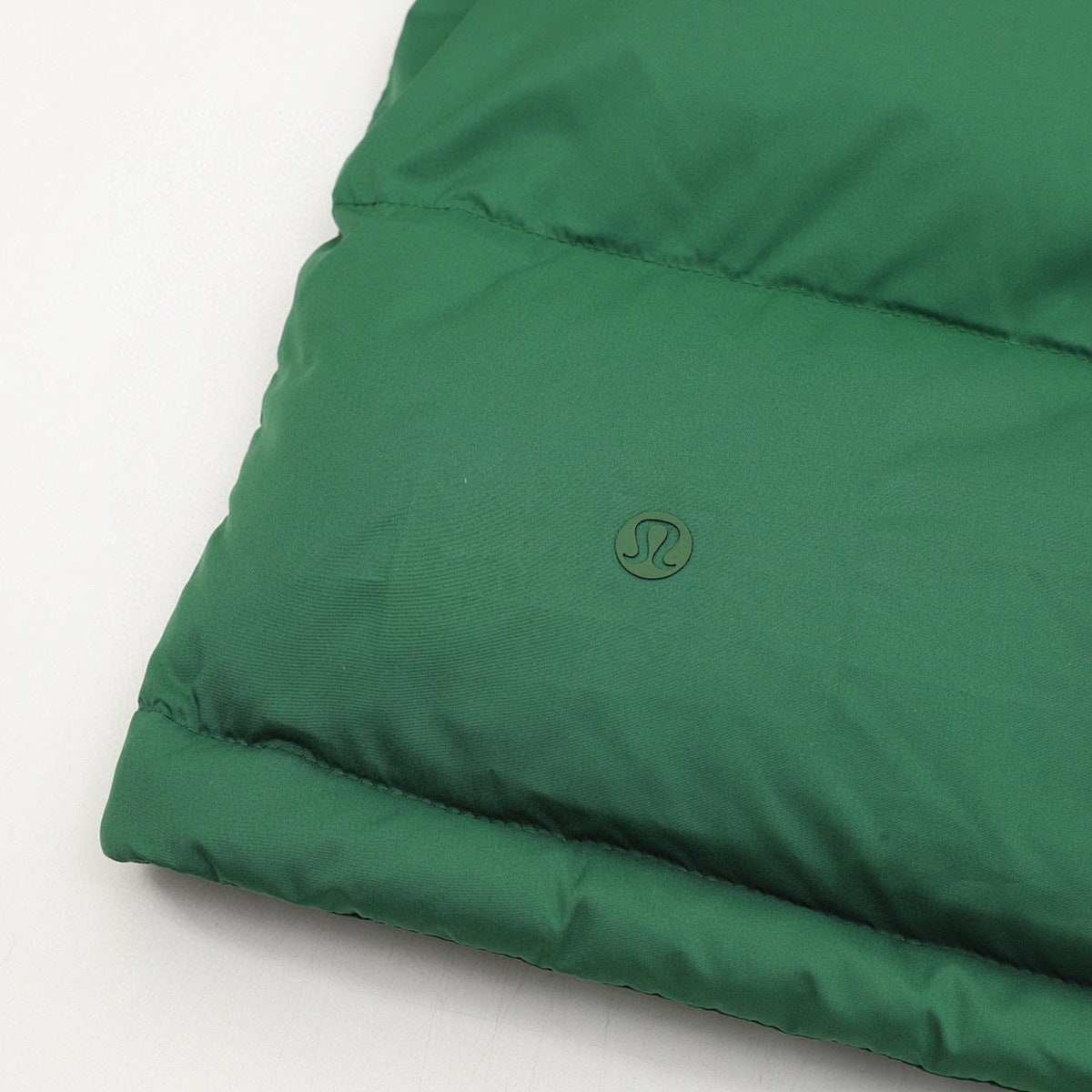 Chamarra de Plumas lululemon Wunder Puff 4 Paneles Verde, foto 4 de 9