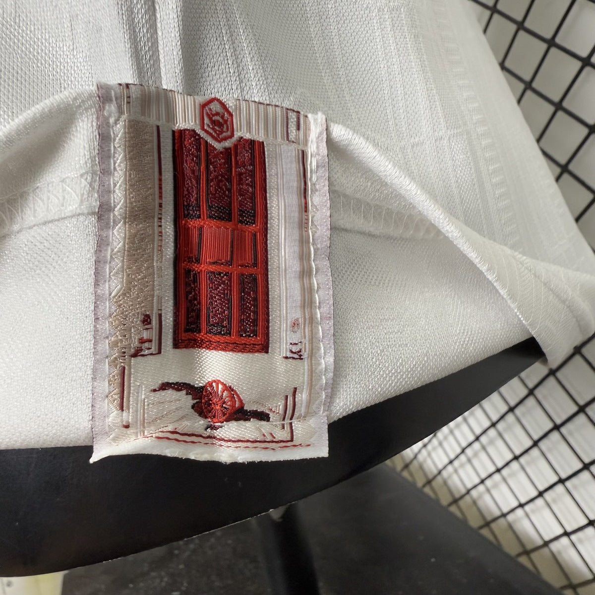 Jersey Arsenal 2025-26 Tercero blanco, foto 6 de 11