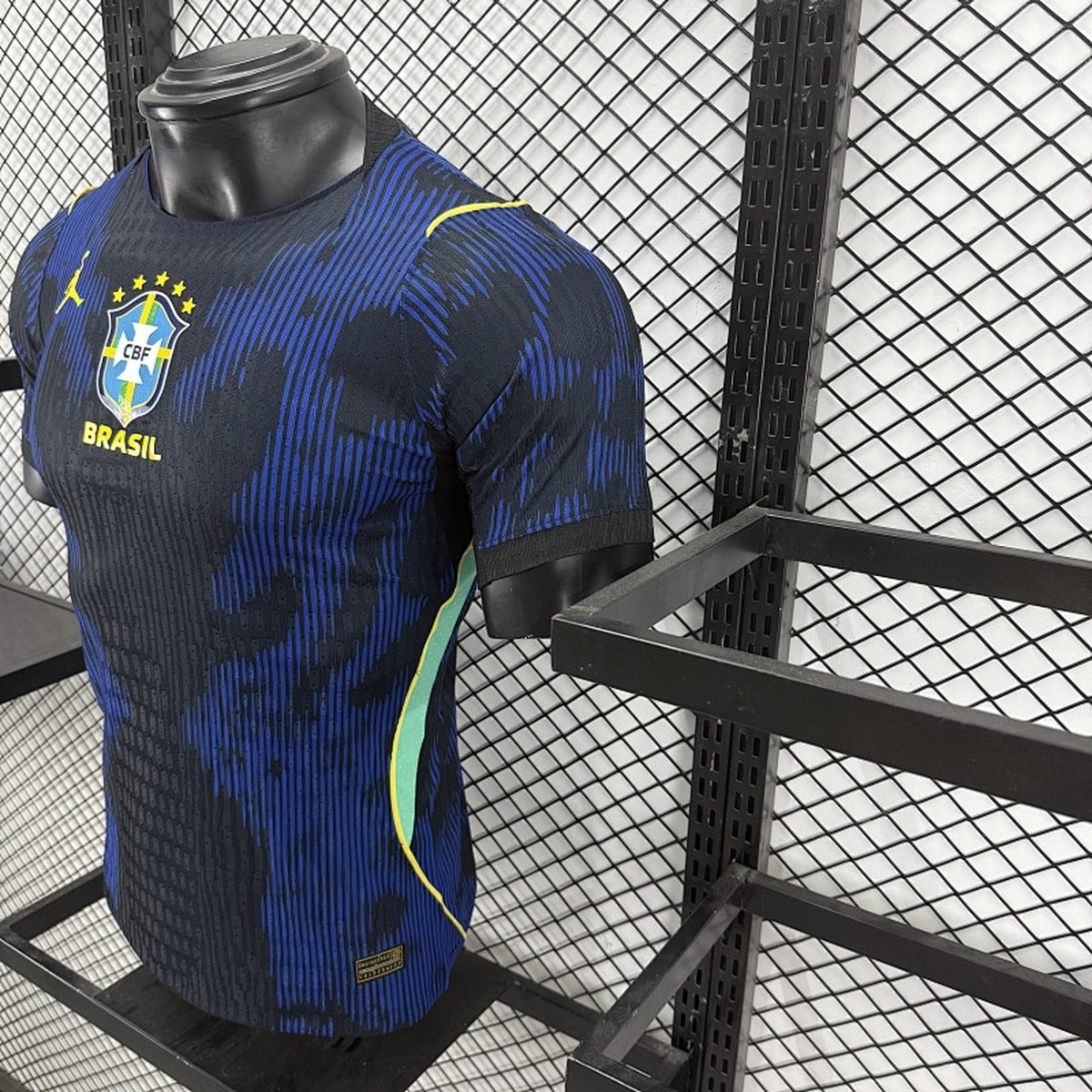 Jersey Brasil 2026 Visitante azul, foto 6 de 9