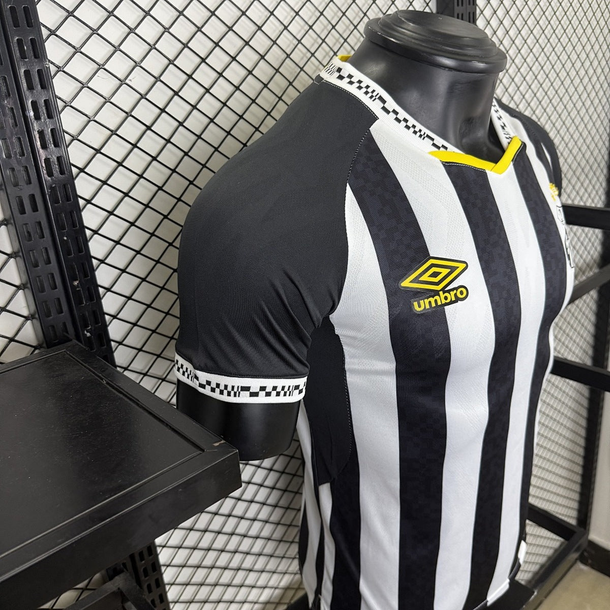 Jersey Santos do Brasil FC 2025-26 Visitante negro, foto 6 de 9