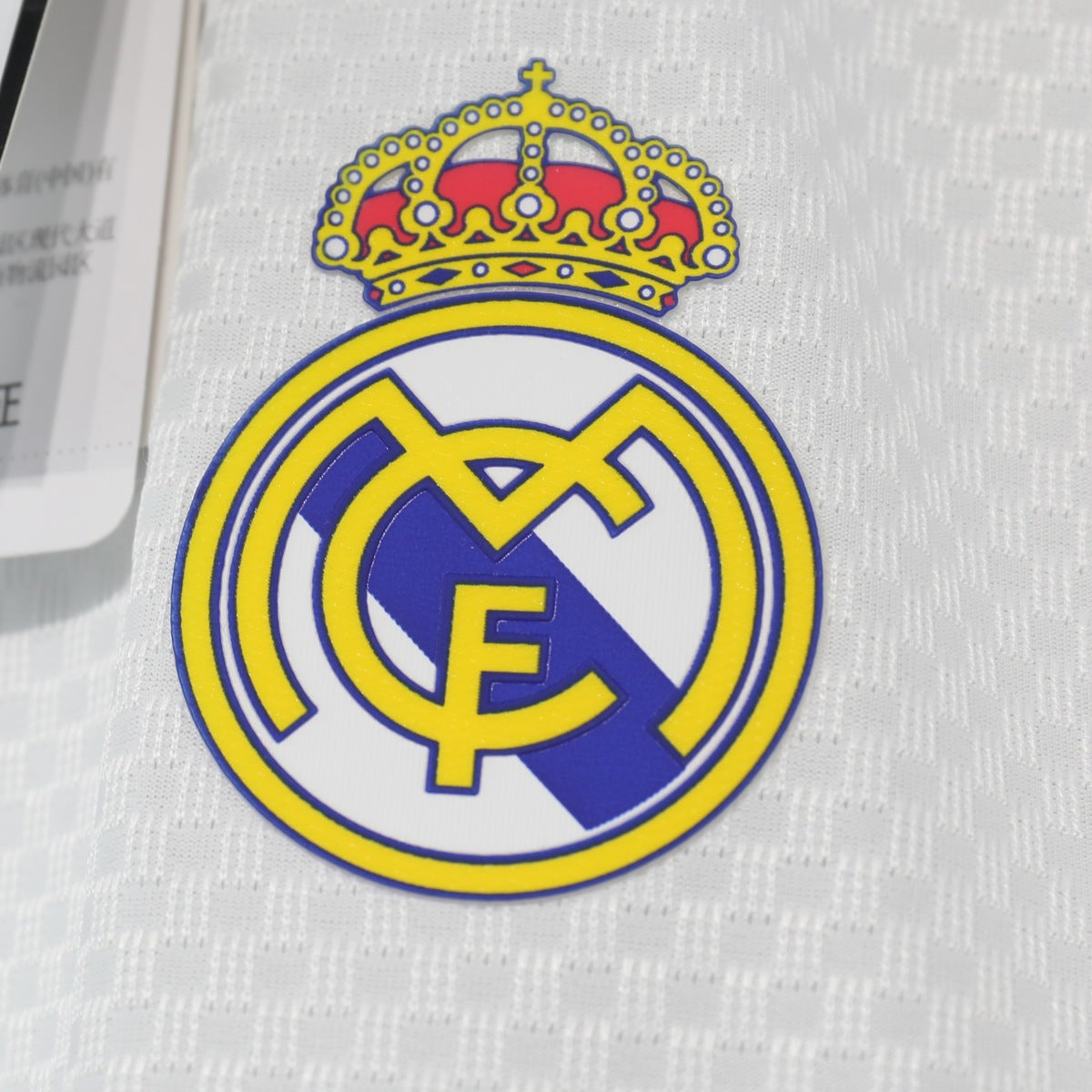 Jersey Real Madrid 2026-27 Local blanco, foto 6 de 9
