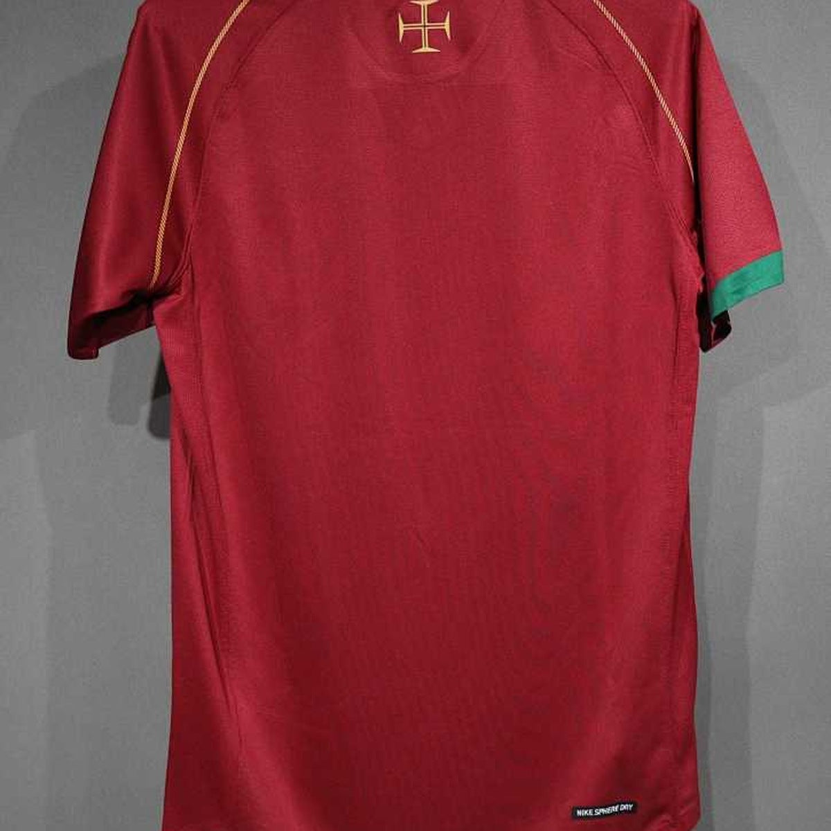 Jersey Portugal 2006 Local rojo, foto 2 de 8