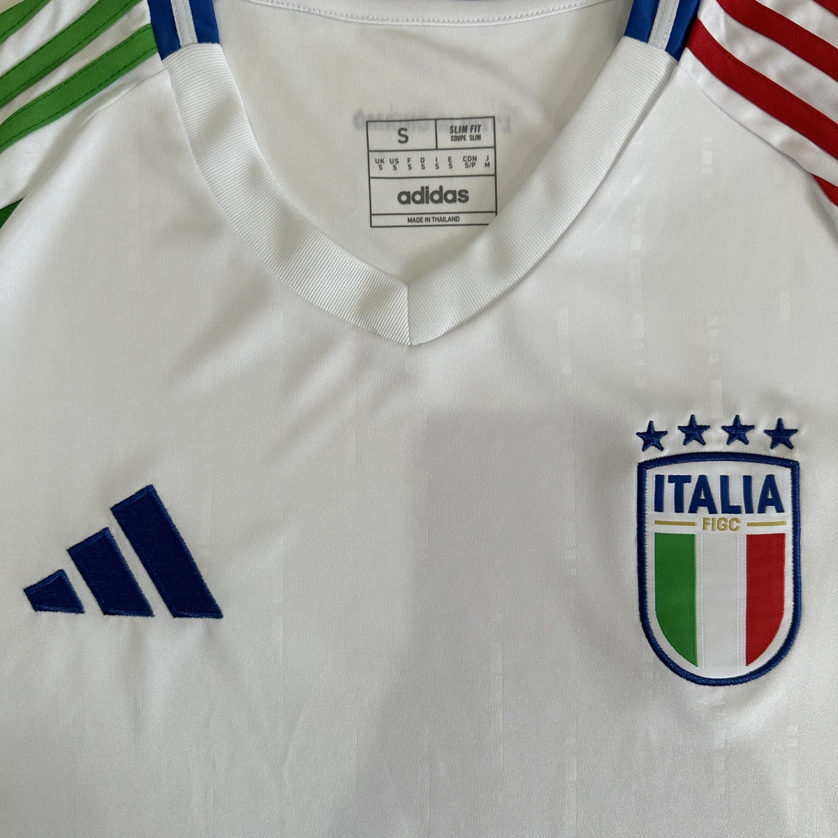Jersey Italia 2024 Visitante blanco, foto 5 de 8