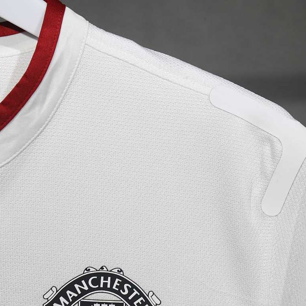Jersey Manchester United 2012-13 Visitante blanco, foto 2 de 8