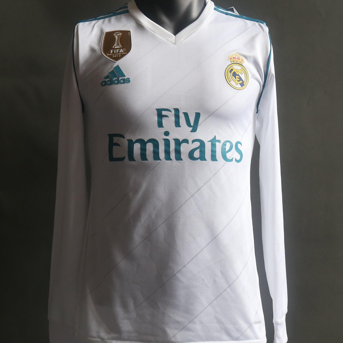 Jersey Real Madrid 2017-18 Local blanco, foto 3 de 7