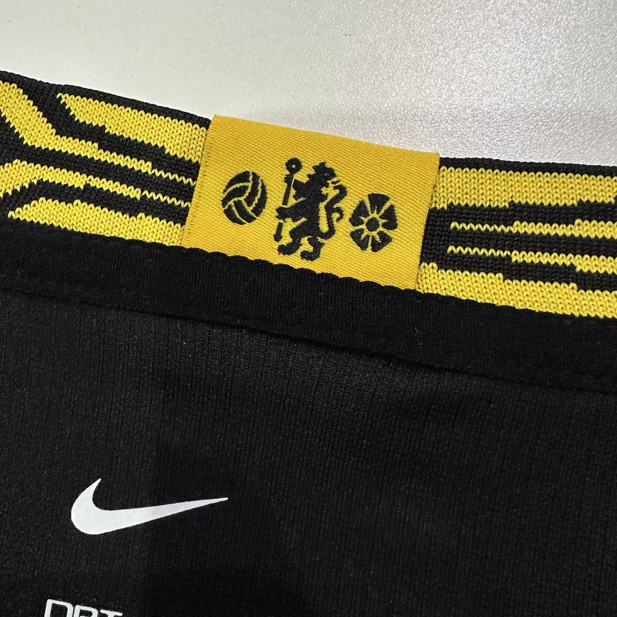 Jersey Chelsea 2026-27 Visitante negro, foto 6 de 8