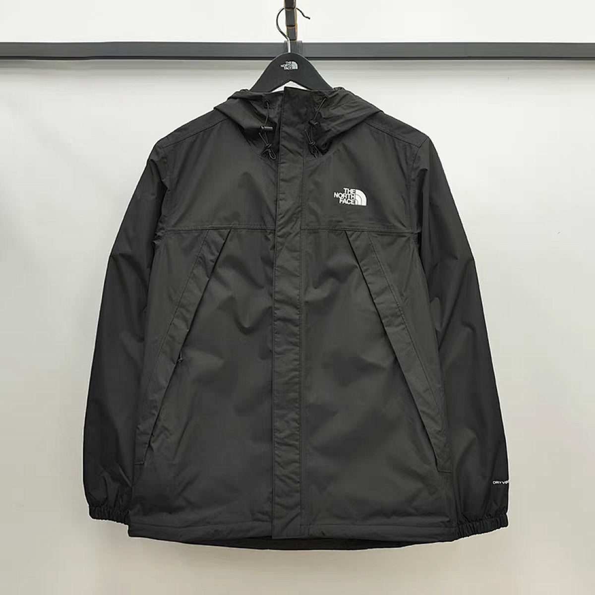 Chamarra The North Face Impermeable de Paneles negro, foto 6 de 10