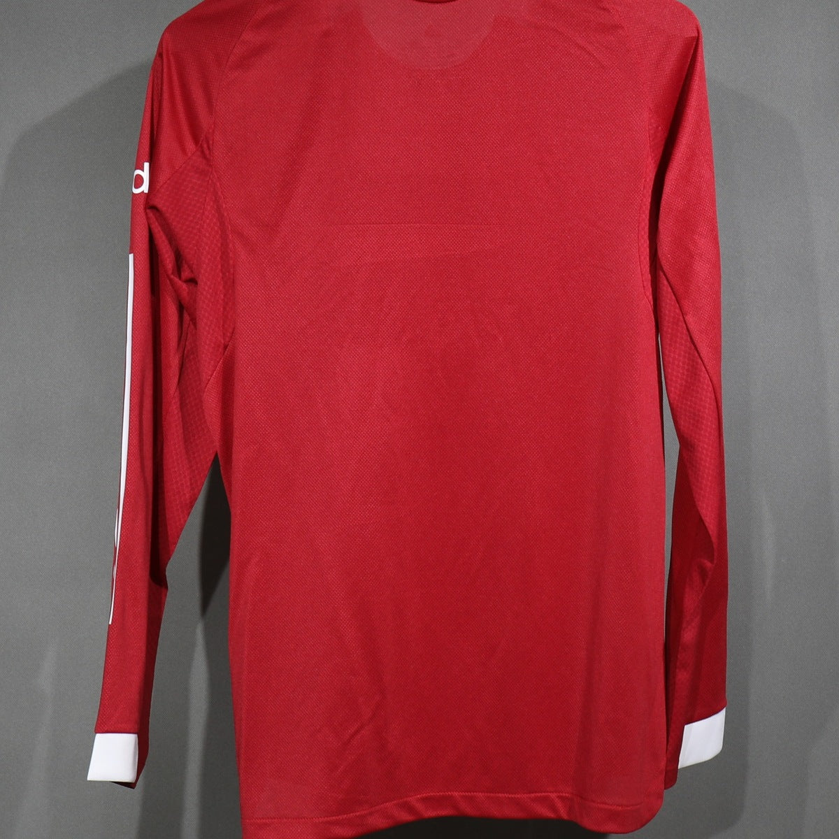 Jersey Liverpool 2025-26 Local rojo, foto 2 de 3