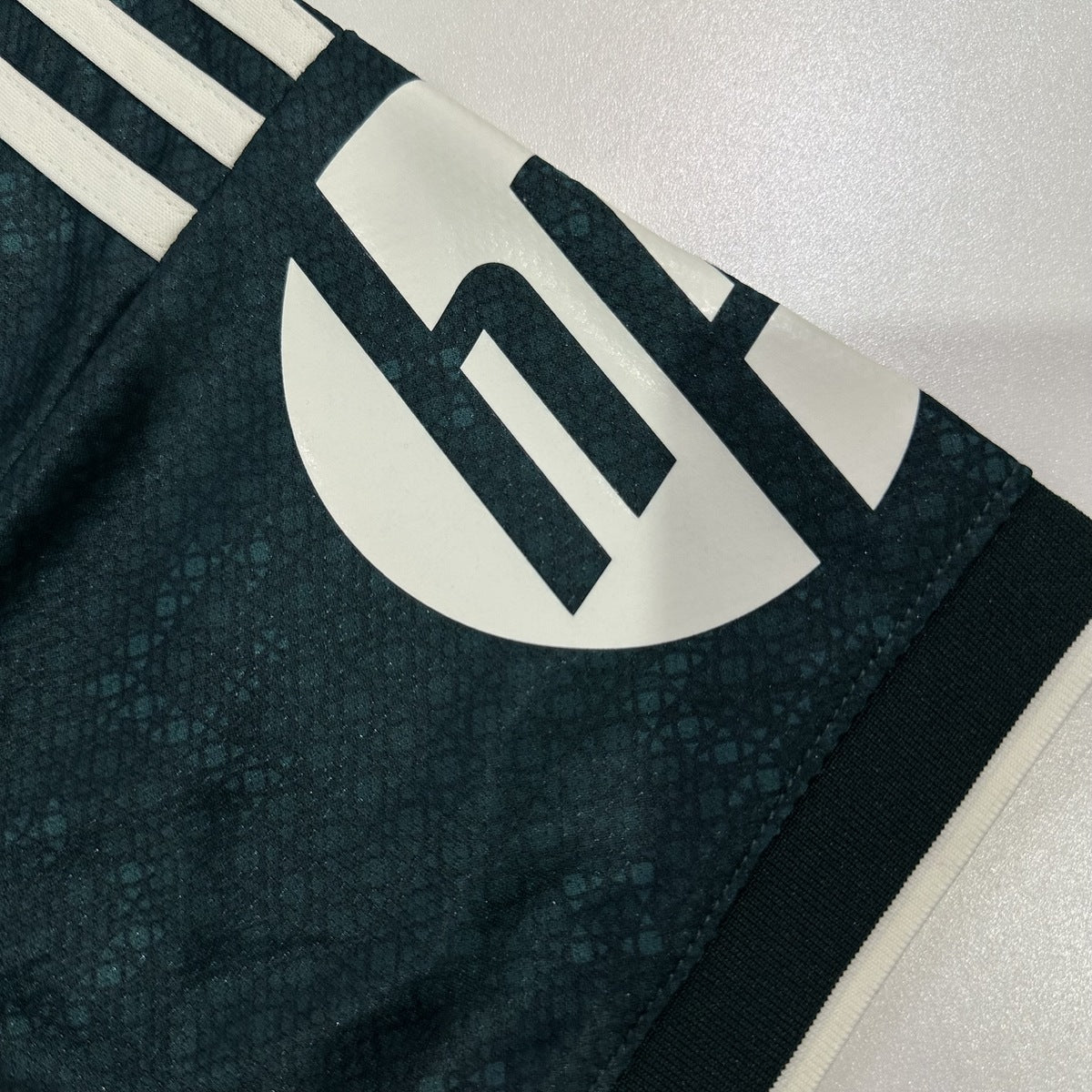 Jersey Real Madrid 2026-27 Visitante verde, foto 6 de 8