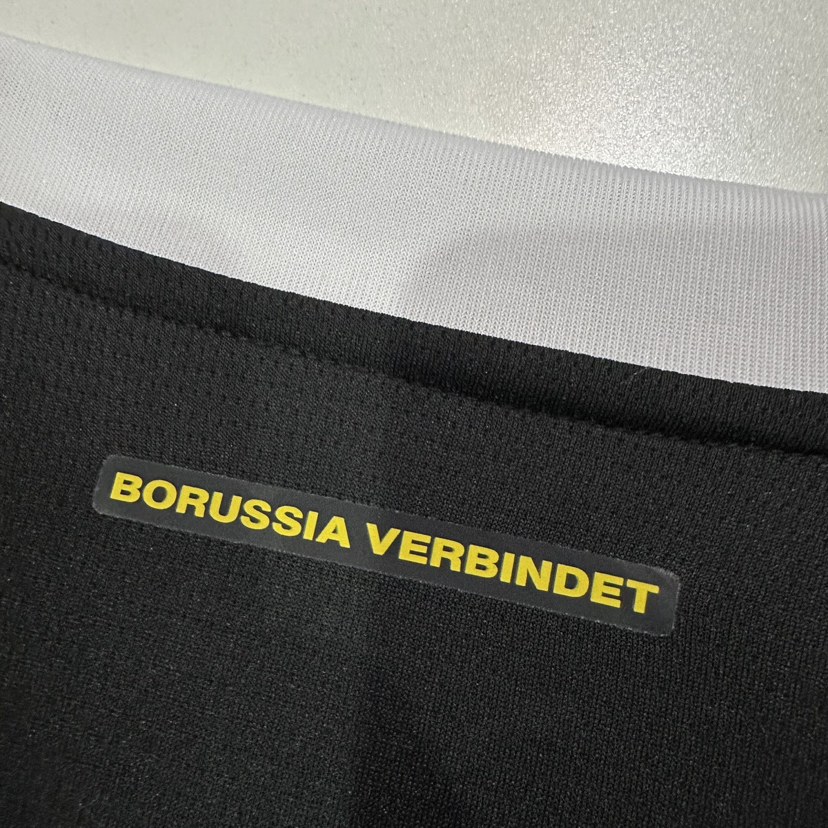 Jersey Borussia Dortmund 2026-27 Visitante negro, foto 6 de 7