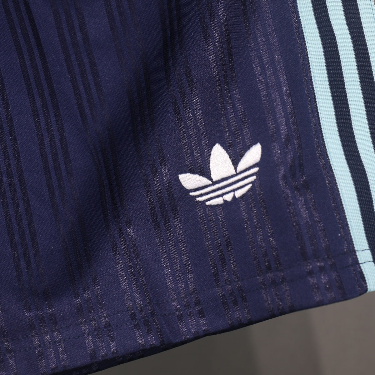 Short Alemania adidas Retro 2026 Azul marino, foto 5 de 6