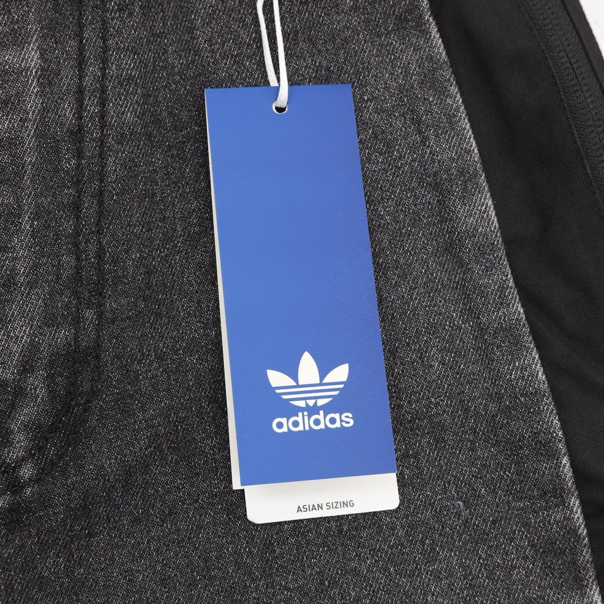 Pants de Mezclilla adidas Gris, foto 4 de 8