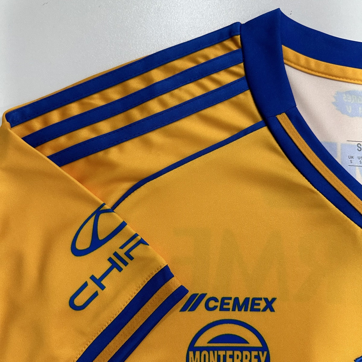 Jersey Tigres UANL 2025-26 Local amarillo, foto 7 de 7