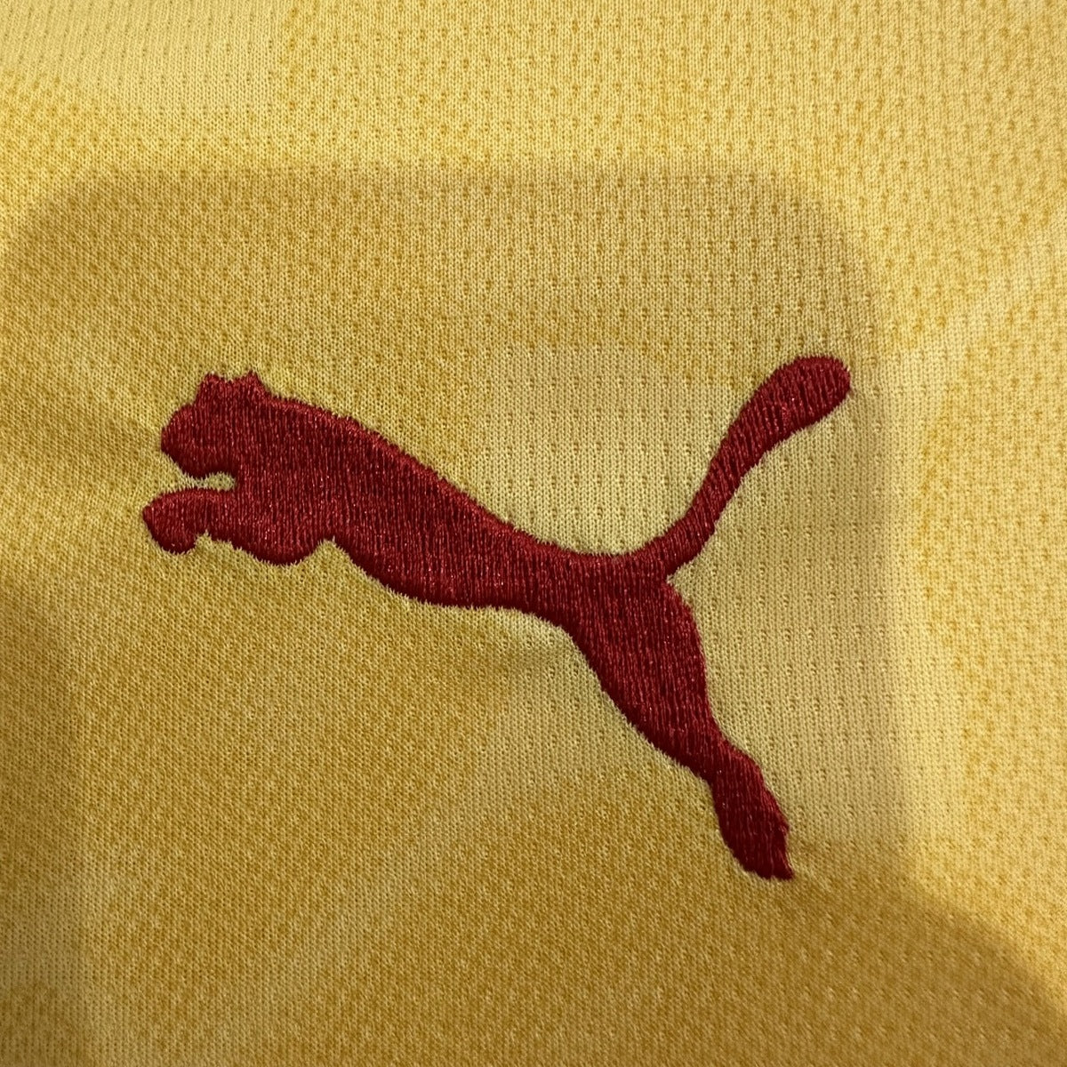 Jersey AC Milan 2025-26 Tercero amarillo, foto 7 de 9