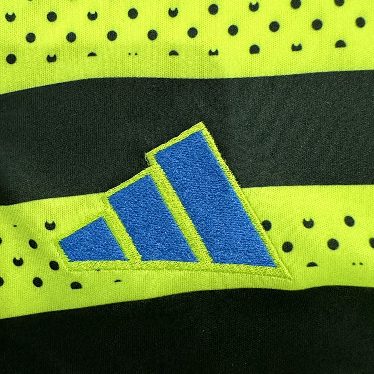 Jersey Arsenal 2023-24 Visitante amarillo, foto 7 de 7