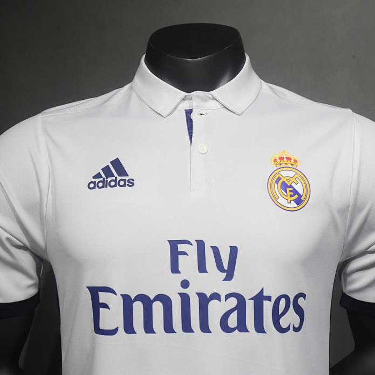 Jersey Real Madrid 2016-17 Local blanco, foto 5 de 12